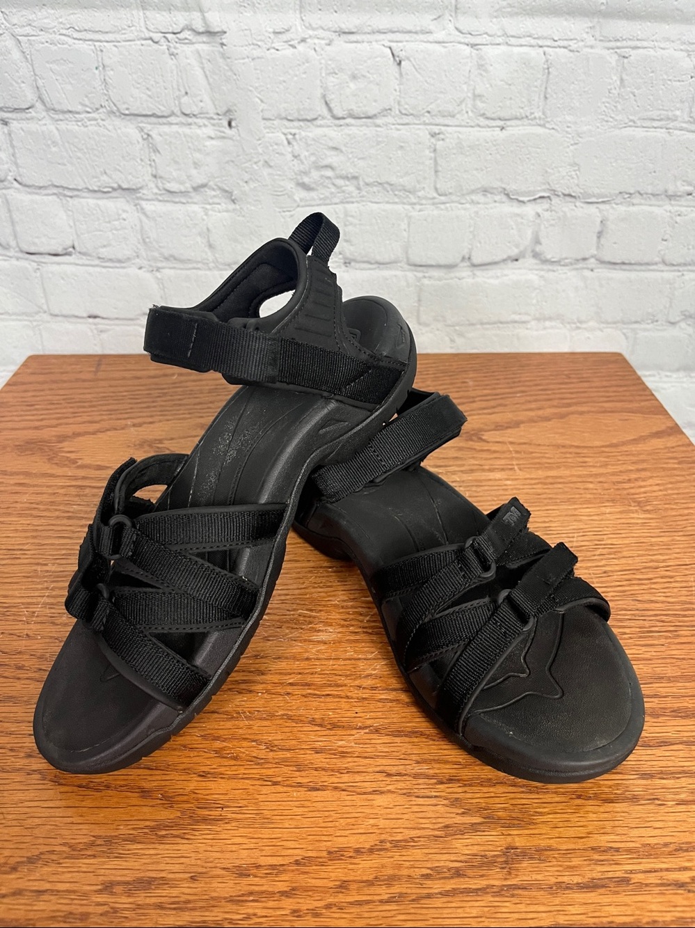 Teva Tirra Sport Sandal Women's 7.5 Black Strappy Summer Hiking Beach Shoe 4266